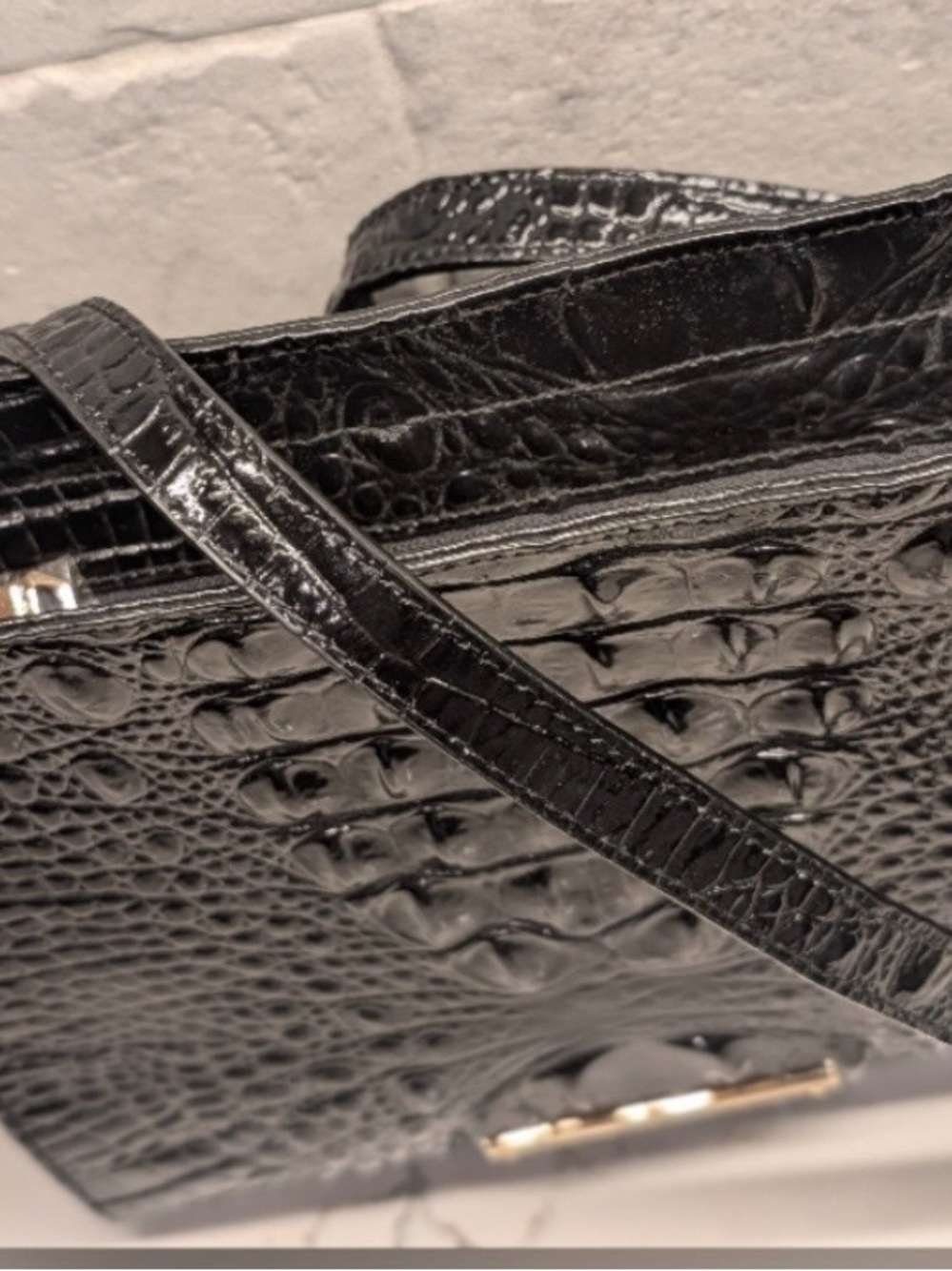 NWT Brahmin Black CARRIE Croc-Embossed Crossbody Bag 9x7.5” - Picture 5 of 8